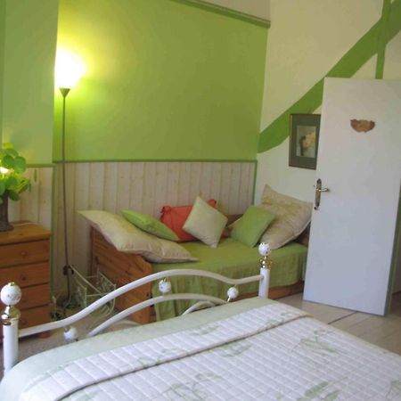 Chambres D'Hotes Les Pensees Douces オセール 部屋 写真