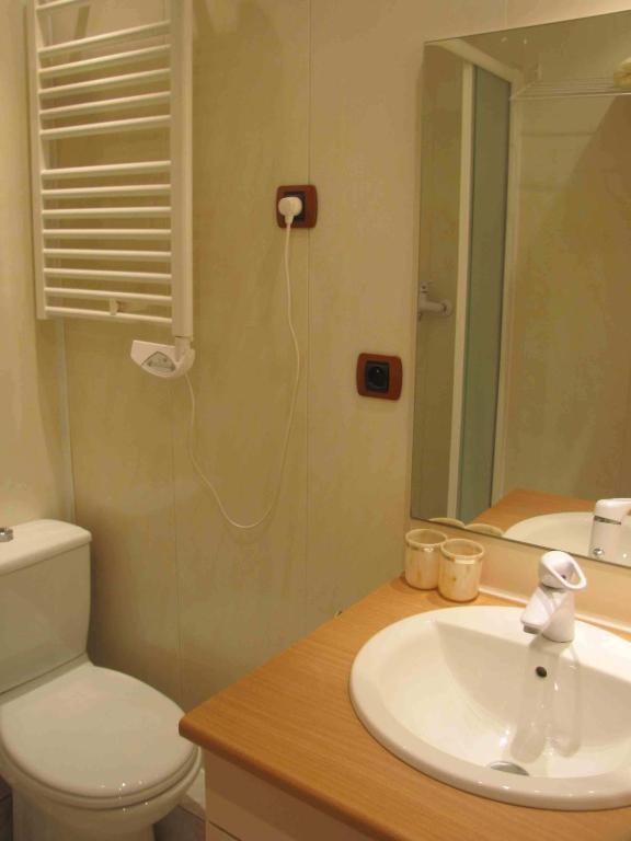 Chambres D'Hotes Les Pensees Douces オセール 部屋 写真